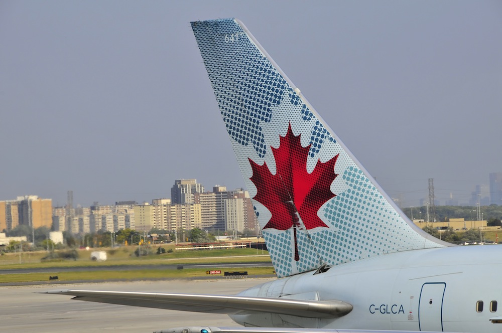 aeropuerto canada toronto