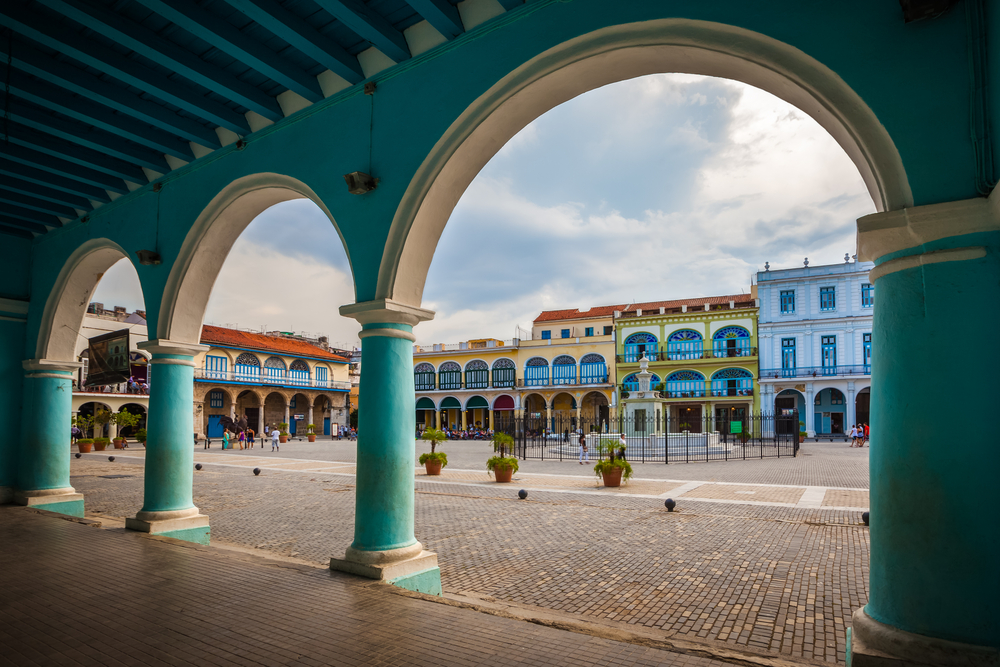 Plaza en La Habana Vieja 