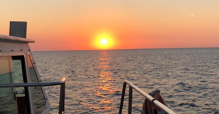 Atardecer a bordo del barco