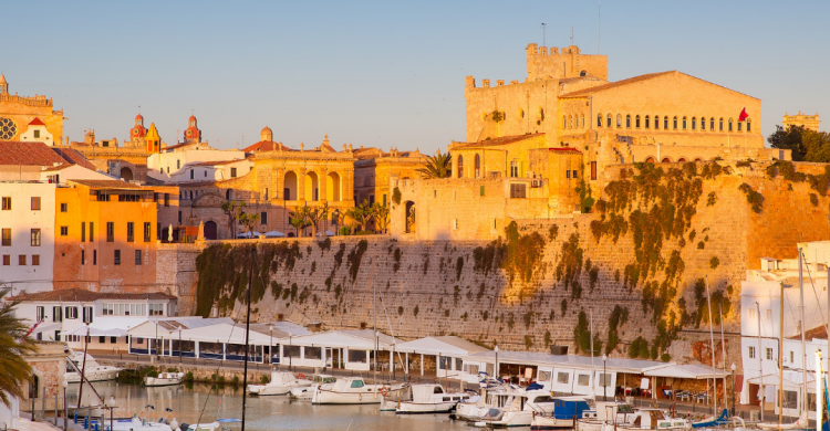 Ciudadela de Menorca al atardecer