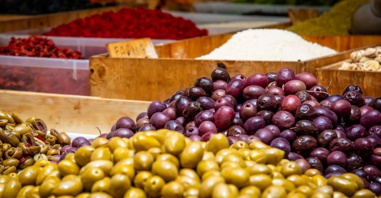 Conseguí productos frescos en el Mercado de San Martín