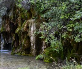 Nacimiento del Río Cuervo, cerca de Cuenca