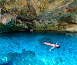 Cenote Hoyo Azul, Punta Cana