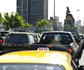 taxi-peru